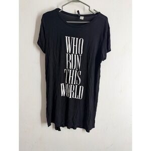 H&M Divided Graphic T Shirt M Black Who Run This World Oversized Longline Tunic